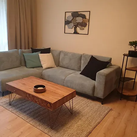 Comfort With Parking - Apartment