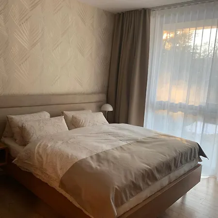 Comfort With Parking - Apartmán