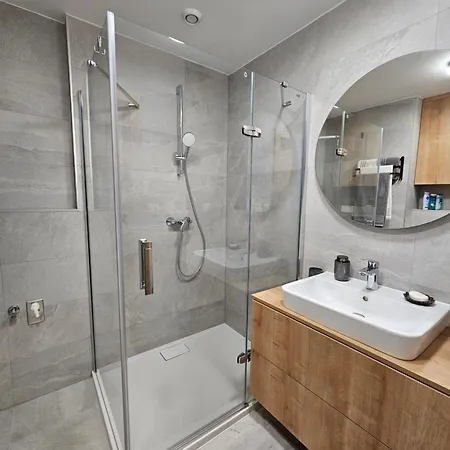 Apartment Comfort With Parking - Tale