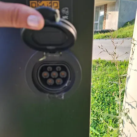 Apartment Comfort With Parking - *